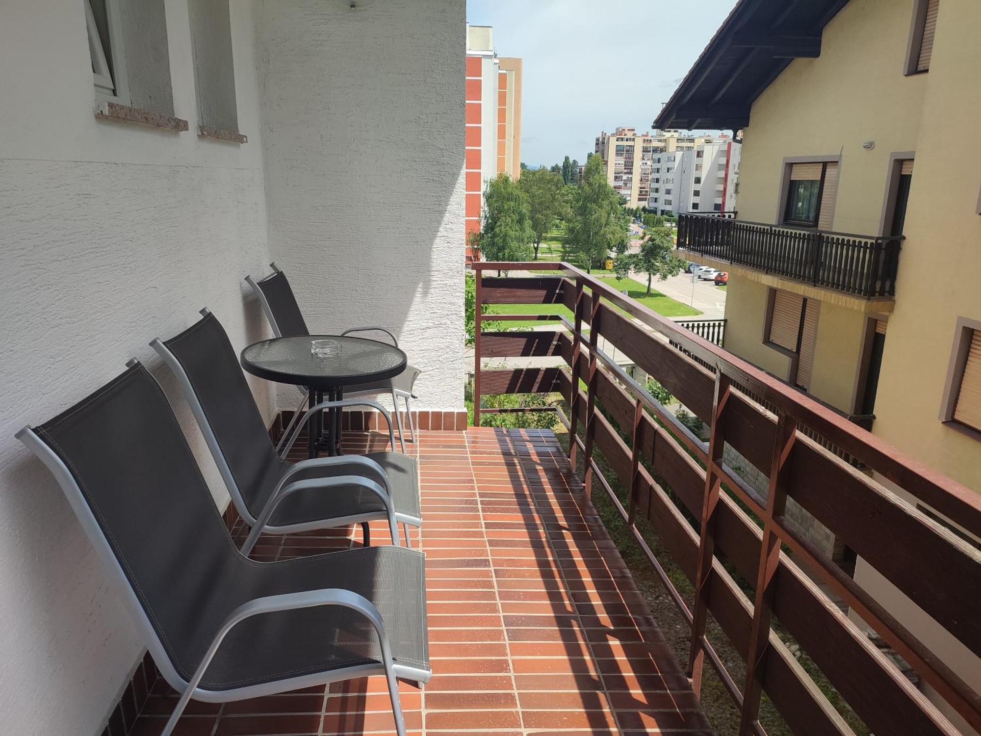Apartments & Rooms 4 Rijeke Károlyváros Kültér fotó